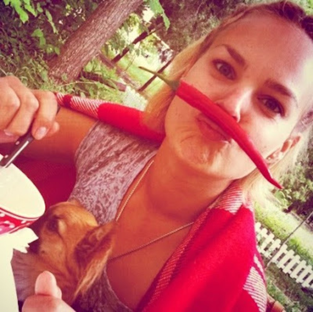 Meet your Posher, Yana
